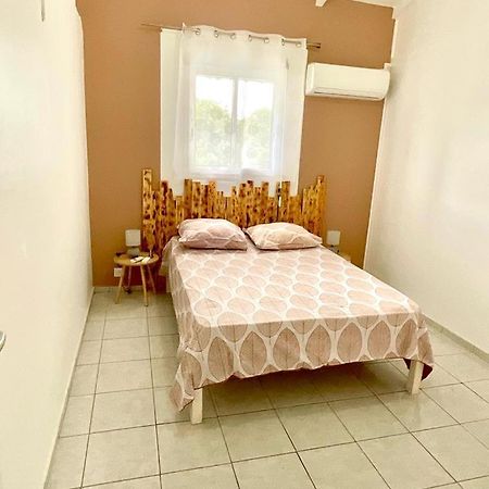 Location Les Flamboyants Apartment Sainte-Anne  Exterior foto