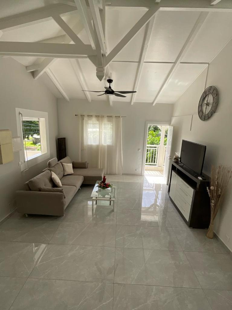Location Les Flamboyants Apartment Sainte-Anne  Exterior foto